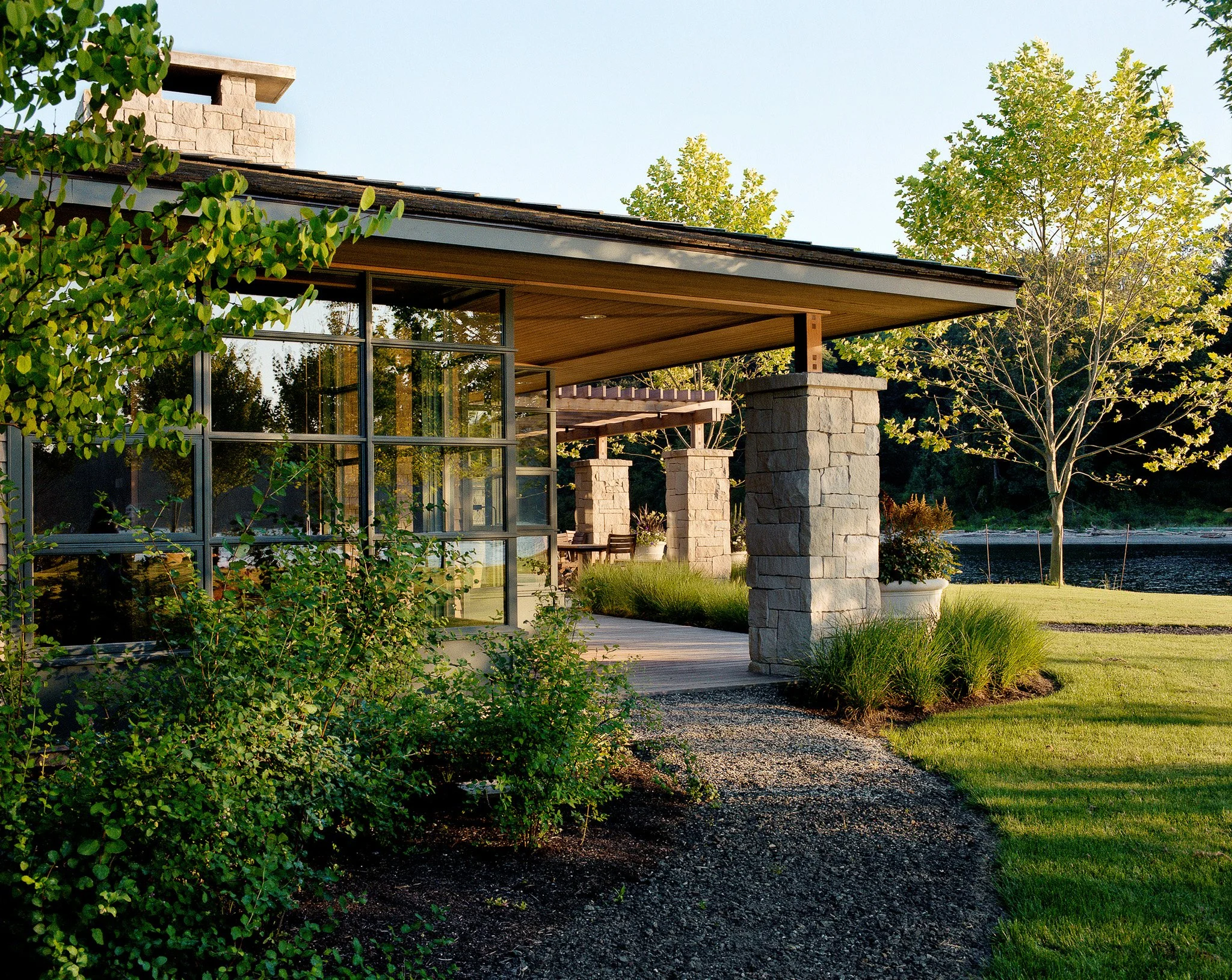 Hedreen corner_FINAL.jpg