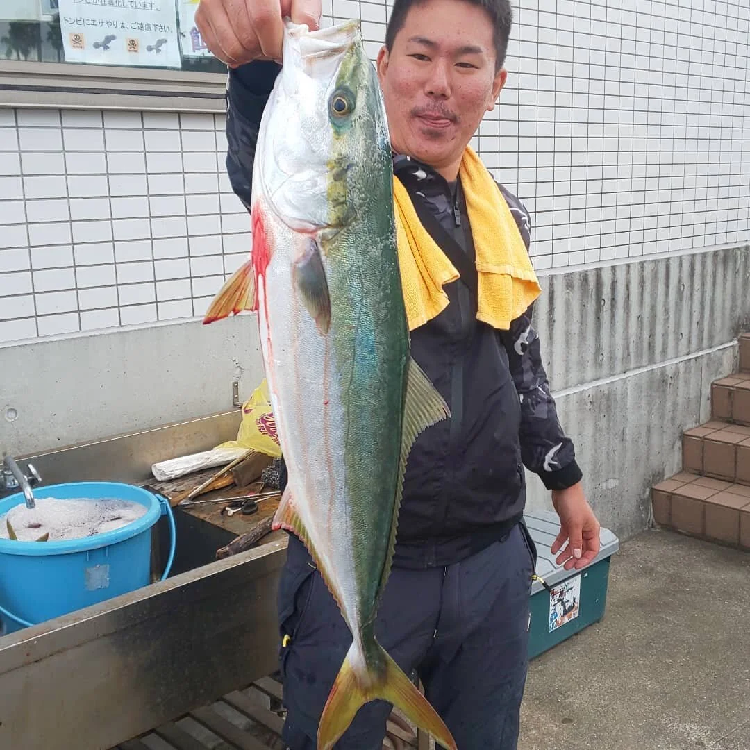 今日は朝から風ガッツリでした
釣れてくれたです