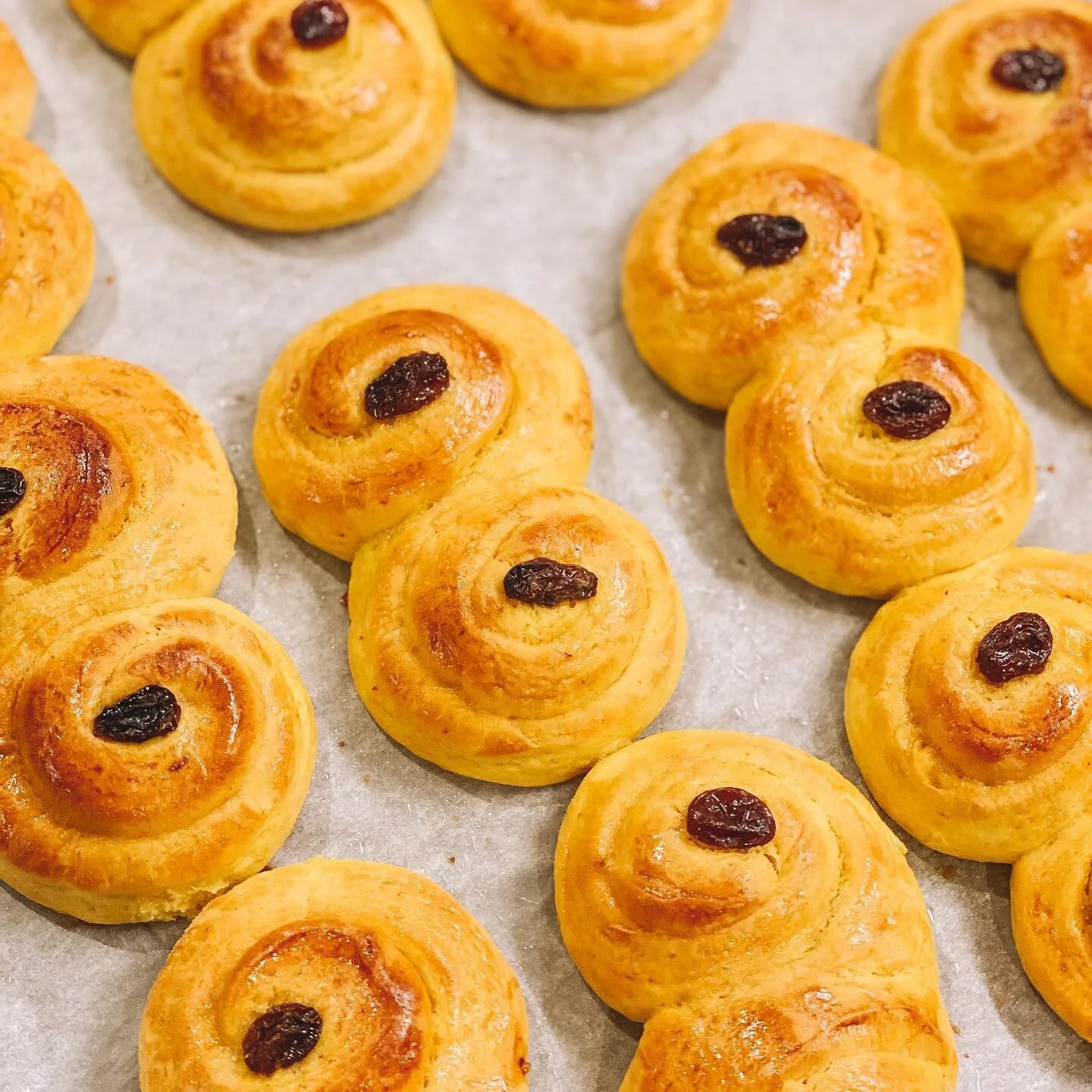 Having a Christmas feeling with #lussebullar 🎄