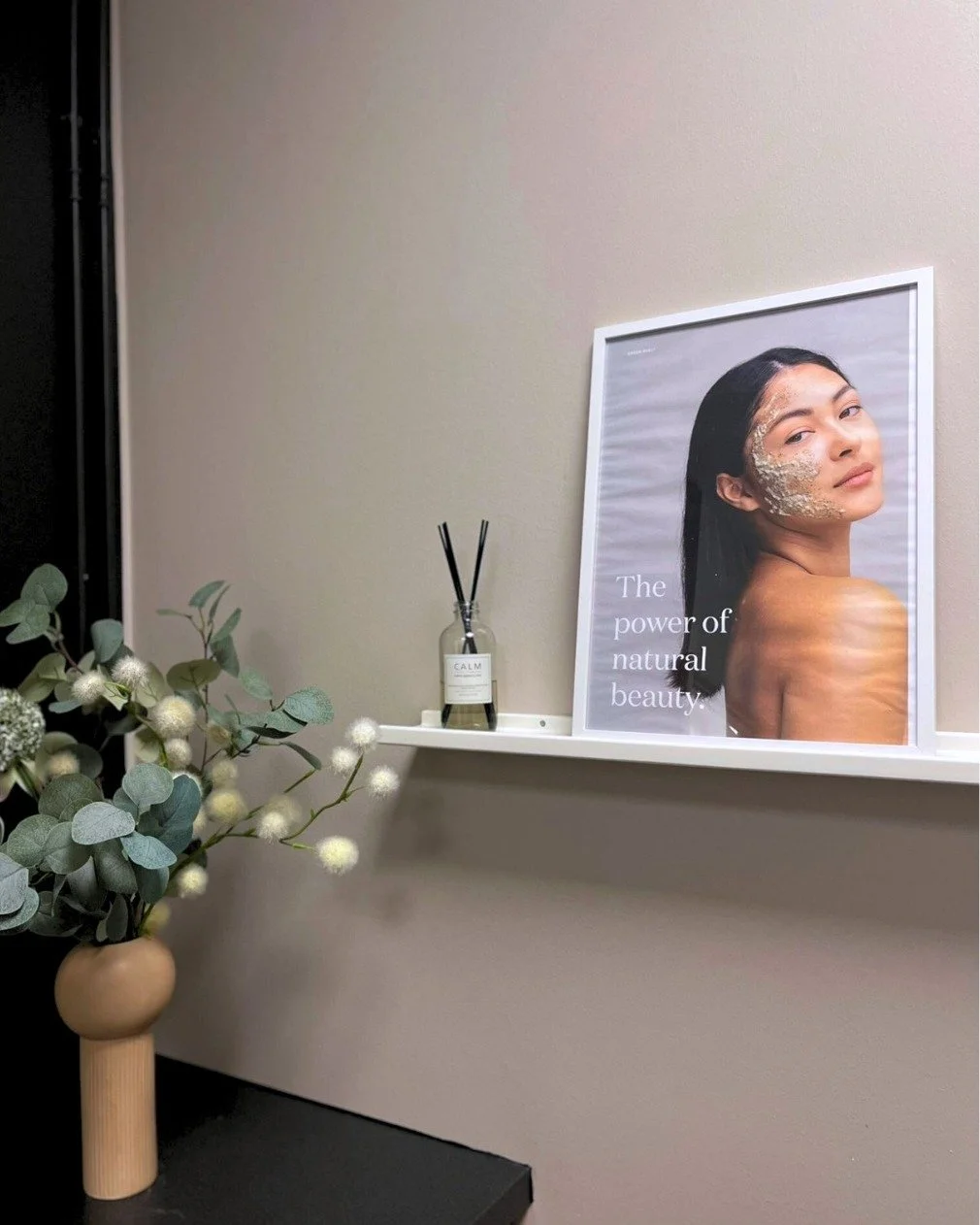 Onko ihosi vailla nopeaa ehostusta kiireist&auml; pikkujoulukautta ja muita loppuvuoden juhlia varten? 🌱

GREEN PEEL&reg; Fresh Up on heleytt&auml;v&auml;, nopea tehohoito, joka virkist&auml;&auml; ja stimuloi ihoa ilman kuoriutumisefekti&auml;. Luo