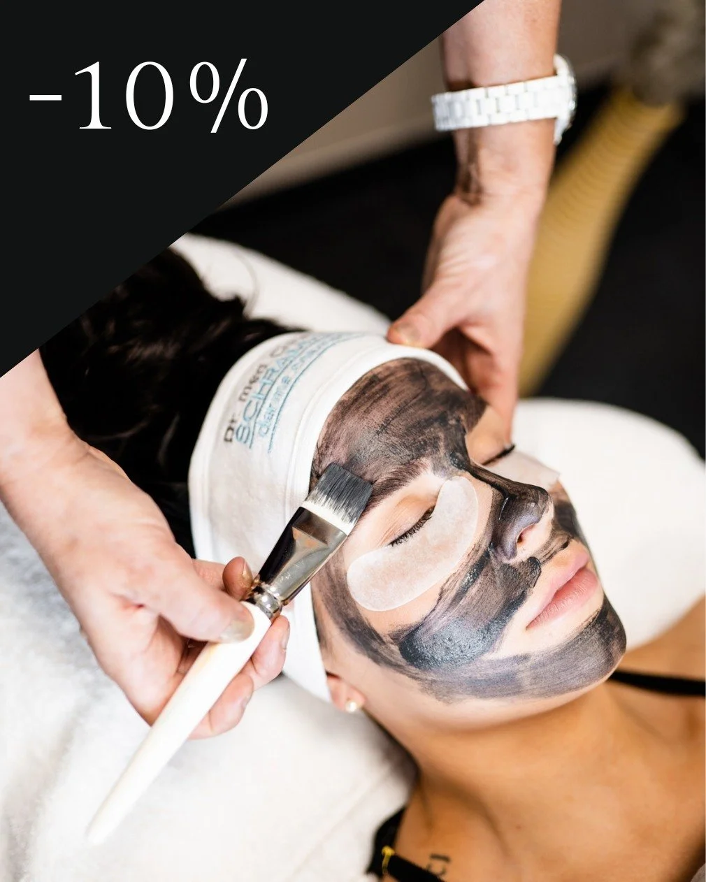 Syv&auml;puhdistava detox-hoito ep&auml;puhtaalle iholle nyt -10%!
 
Black Clearing -syv&auml;puhdistava kasvohoito puhdistaa tukkeutuneet ihohuokoset, hillitsee talintuotantoa ja ennaltaehk&auml;isee uusien ep&auml;puhtauksien synty&auml;. Tuloksena