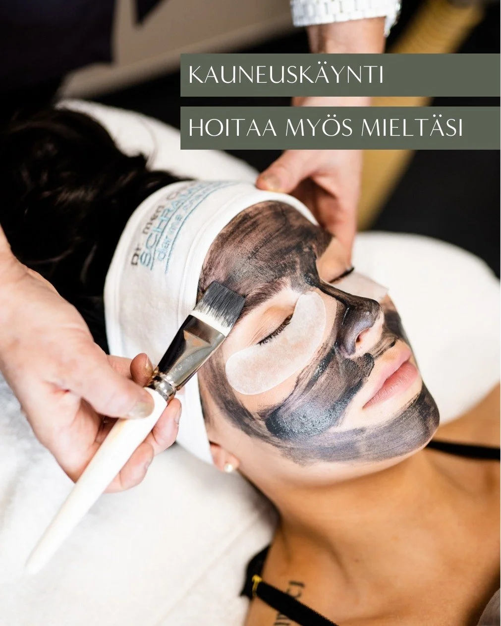 Kauneushoitola ei ole vain paikka, jossa k&auml;yd&auml;&auml;n laittamassa ulkon&auml;k&ouml; kuntoon. 

Yh&auml; useammin se on hetki pys&auml;hty&auml;.

Arjen keskell&auml; kauneushoitok&auml;ynti voi olla pieni tauko. Ainoa paikka, jossa saat ra