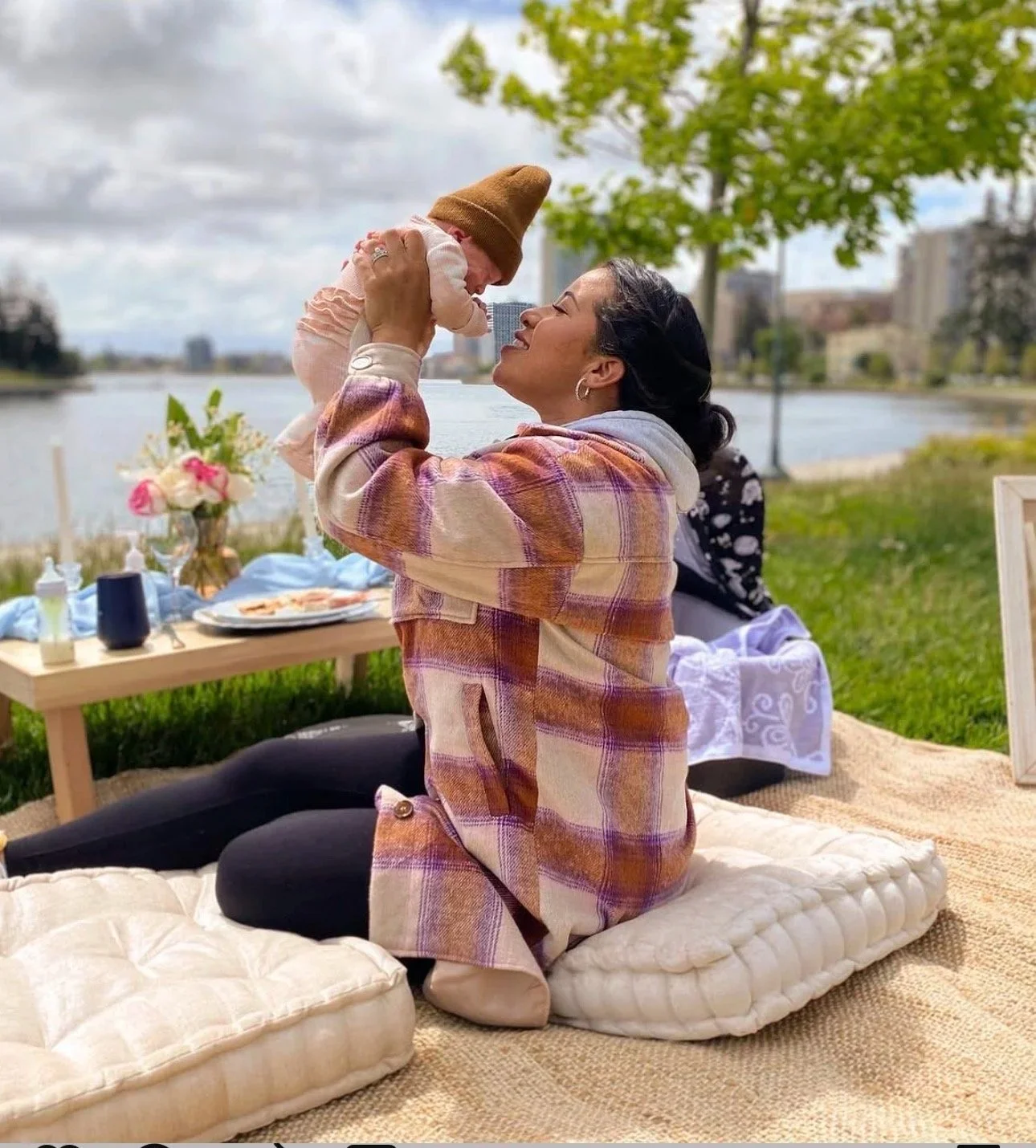 Luxury Picnic Setup for 2.
Mommy and me setup at the park.