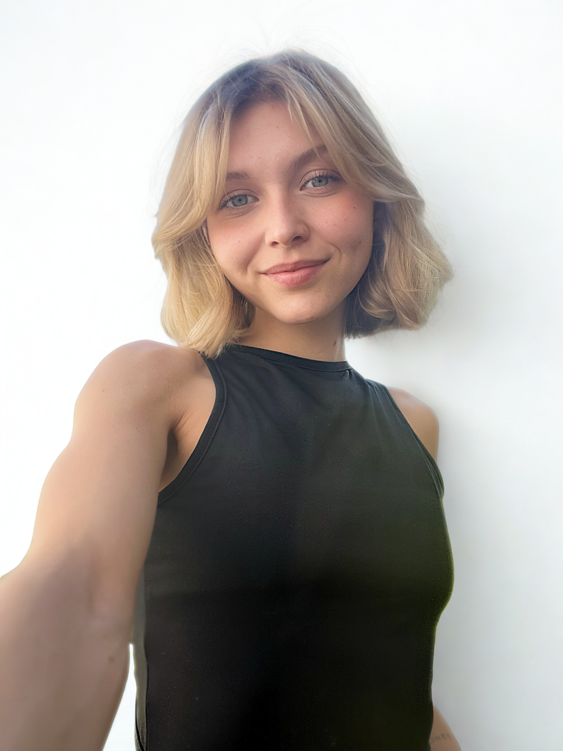 ESTHETICIAN (IN TRAINING)