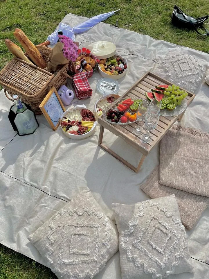 Paris JGA – Glamour Picknick, Macarons & City Chic à la française