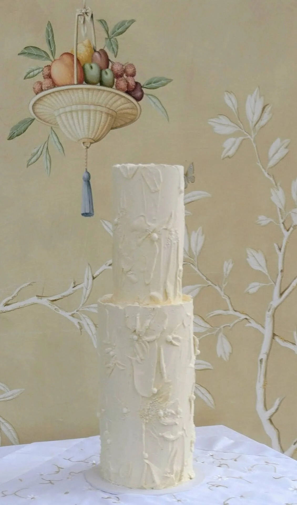 Rebecca Banks luxury bespoke cakes Scotiish Borders.jpg