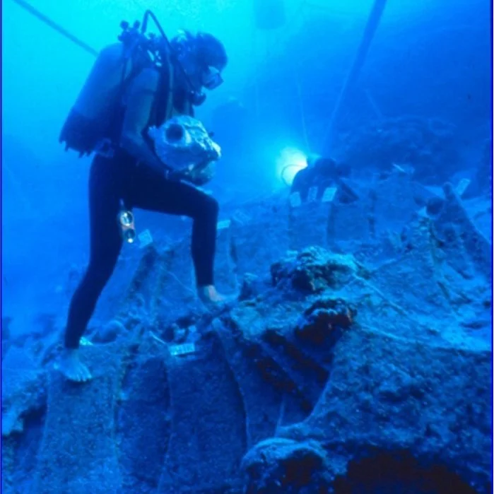 3000 yr old tin, found aboard Uluburun Shipwreck, sourced to Central Asia