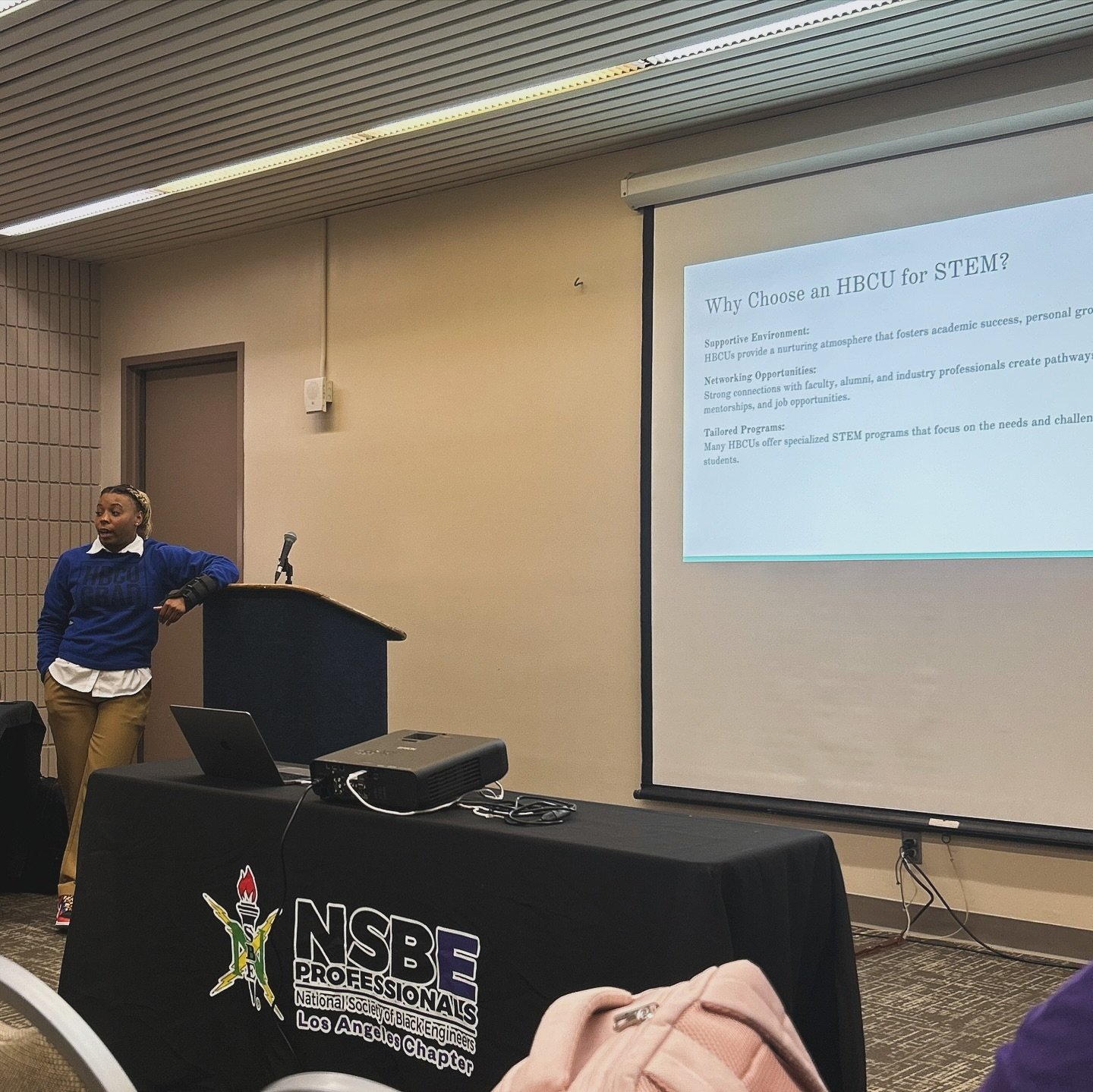 ππ₯ Last Thursday, our Pre-Collegiate Initiative Chair, Micaiah Mayfield hosted a workshop called “Major in STEM, Major in Success: How STEM Degrees Propel College and Career Success.” at the Los Angeles Unified School District HBCU BOU