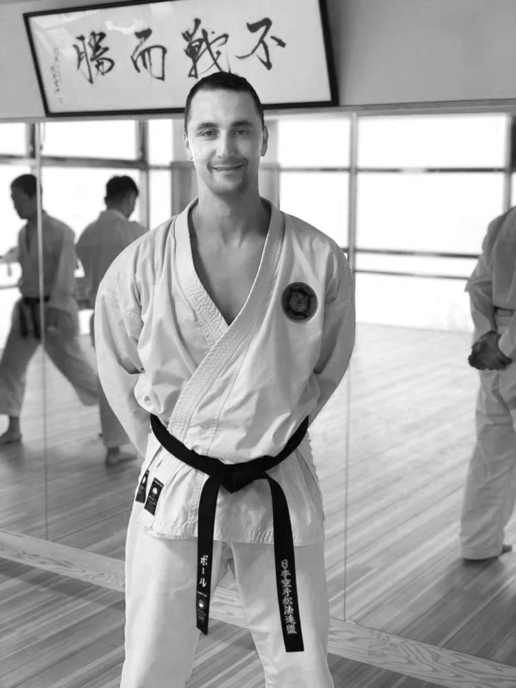 Paul Wolstencroft Sensei grades to 6th Dan 