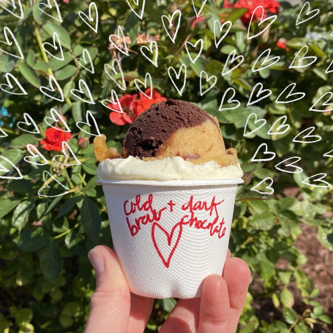 THIS WEEK&rsquo;S FLAVOR: POST CANYON COLD BREW AND DARK CHOCOLATE SWIRL

❤️ Rich, full-octane cold brew from local roaster @postcanyoncoffeeroasters  and our decadent dark chocolate italian ice are a match made in heaven; pairing it with our legenda