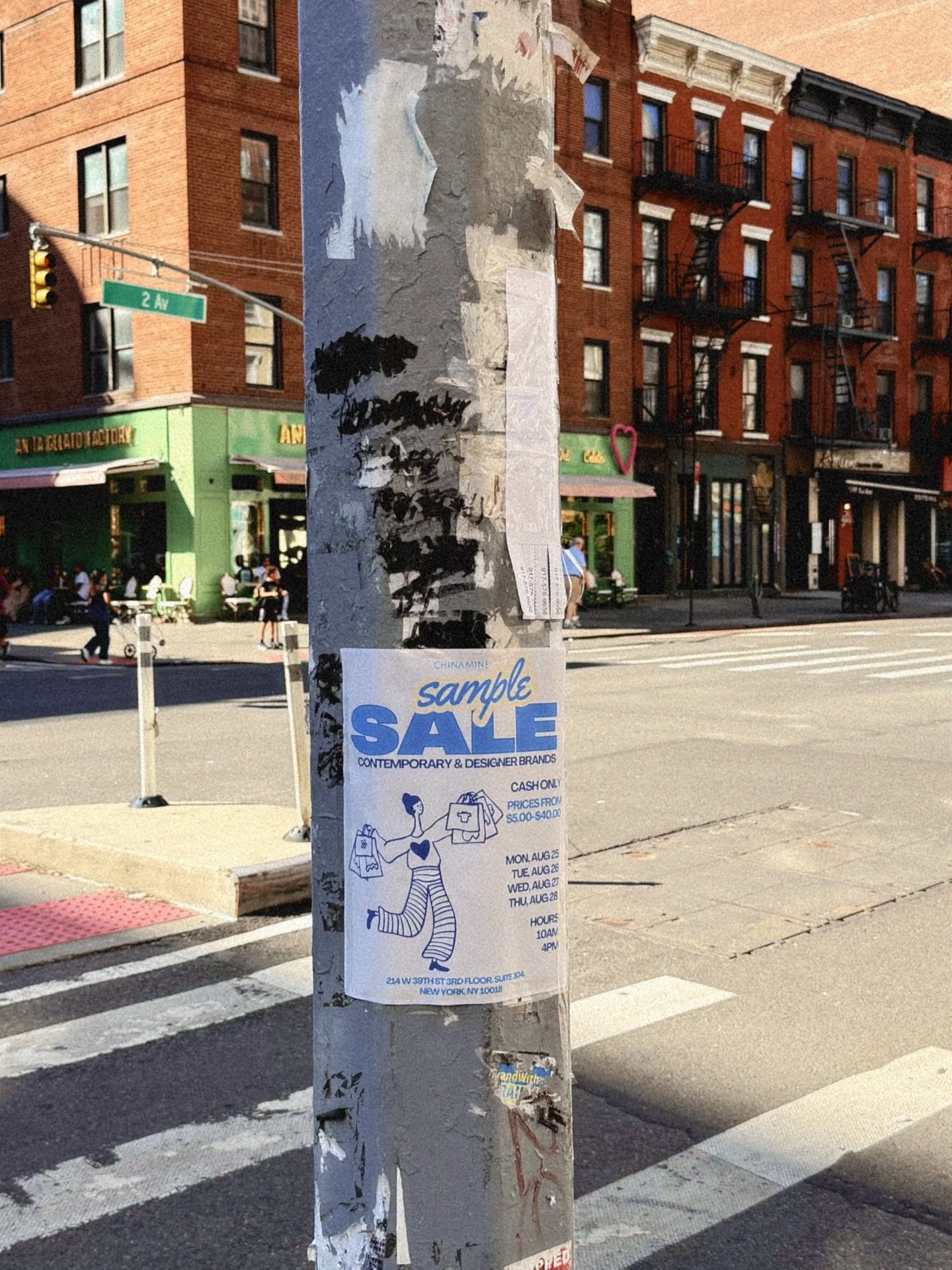 NYC, it’s happening 👀✨ Chinamine Sample Sale is here! From contemporary pieces to designer gems, discover styles starting at just $5. One week only, cash only, and trust us… the good stuff goes fast. 👜👗
📍 214 W 30th St, 3rd Floor, S