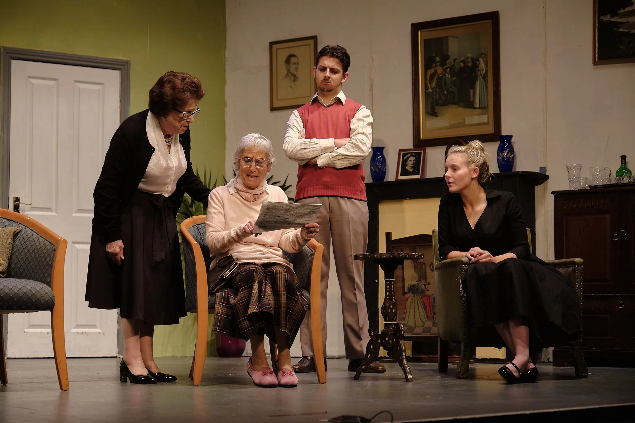 Example of a possible resale image - actors on stage