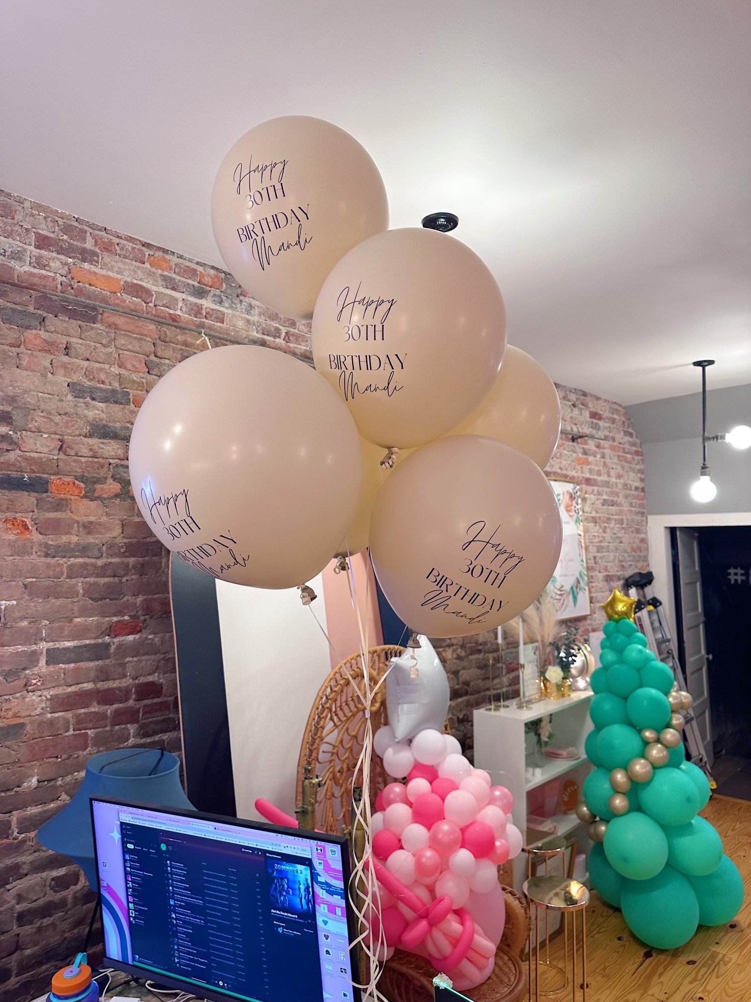 18 inch helium balloon bundle 30th birthday tan with circuit graphic