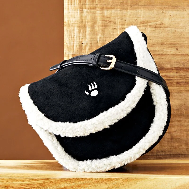 CATALOG_BEARPAWBAGS_12022021_ED_008 1.jpg