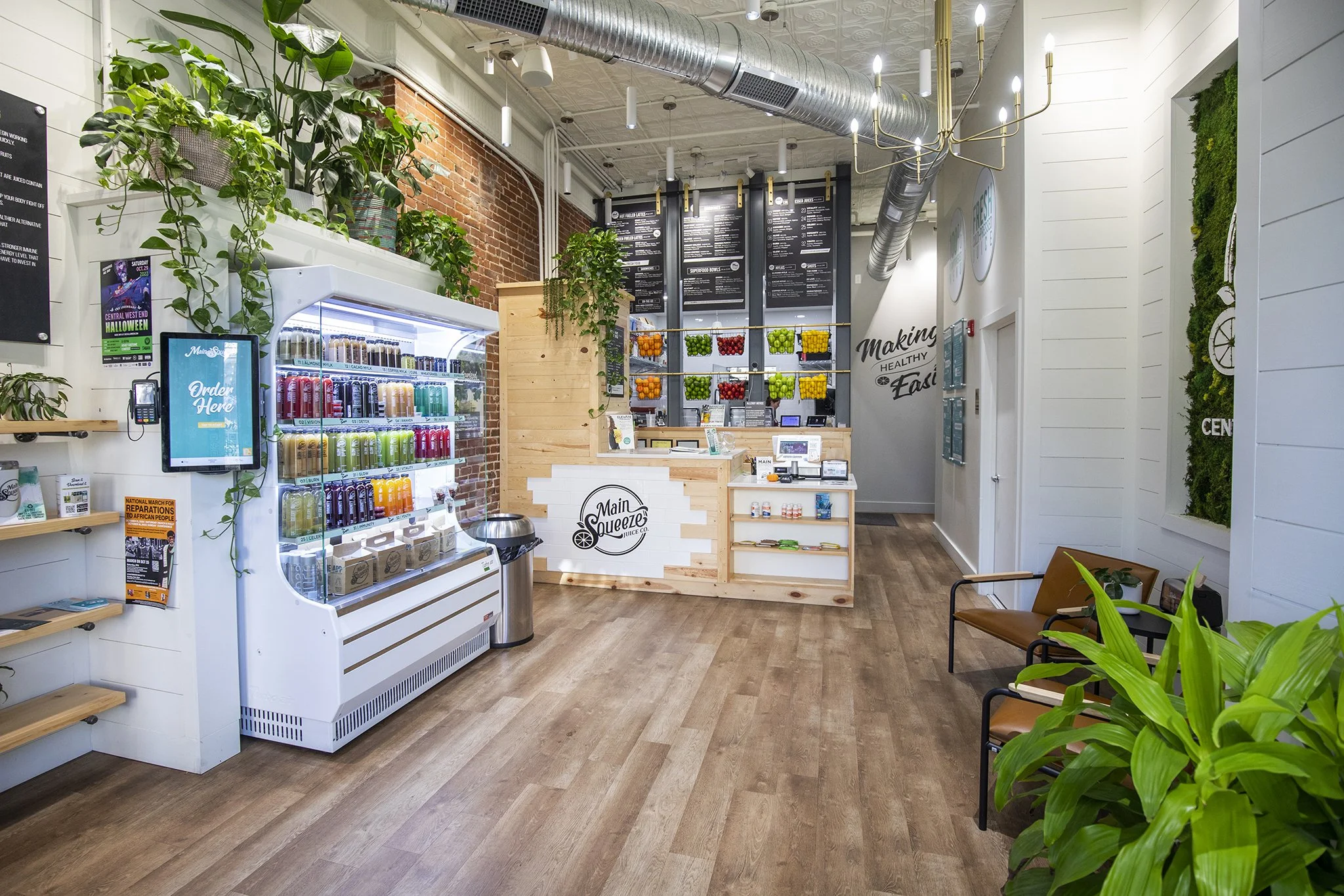 Mainsqueeze-centralwestend-016.jpg