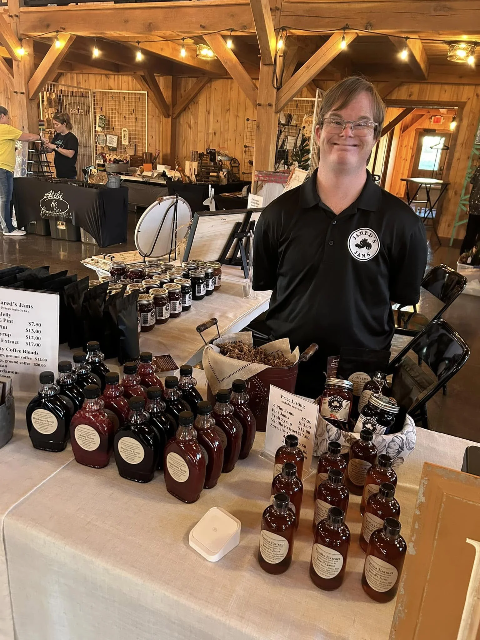 Kirksville's Red Barn Arts &amp; Crafts Festival 