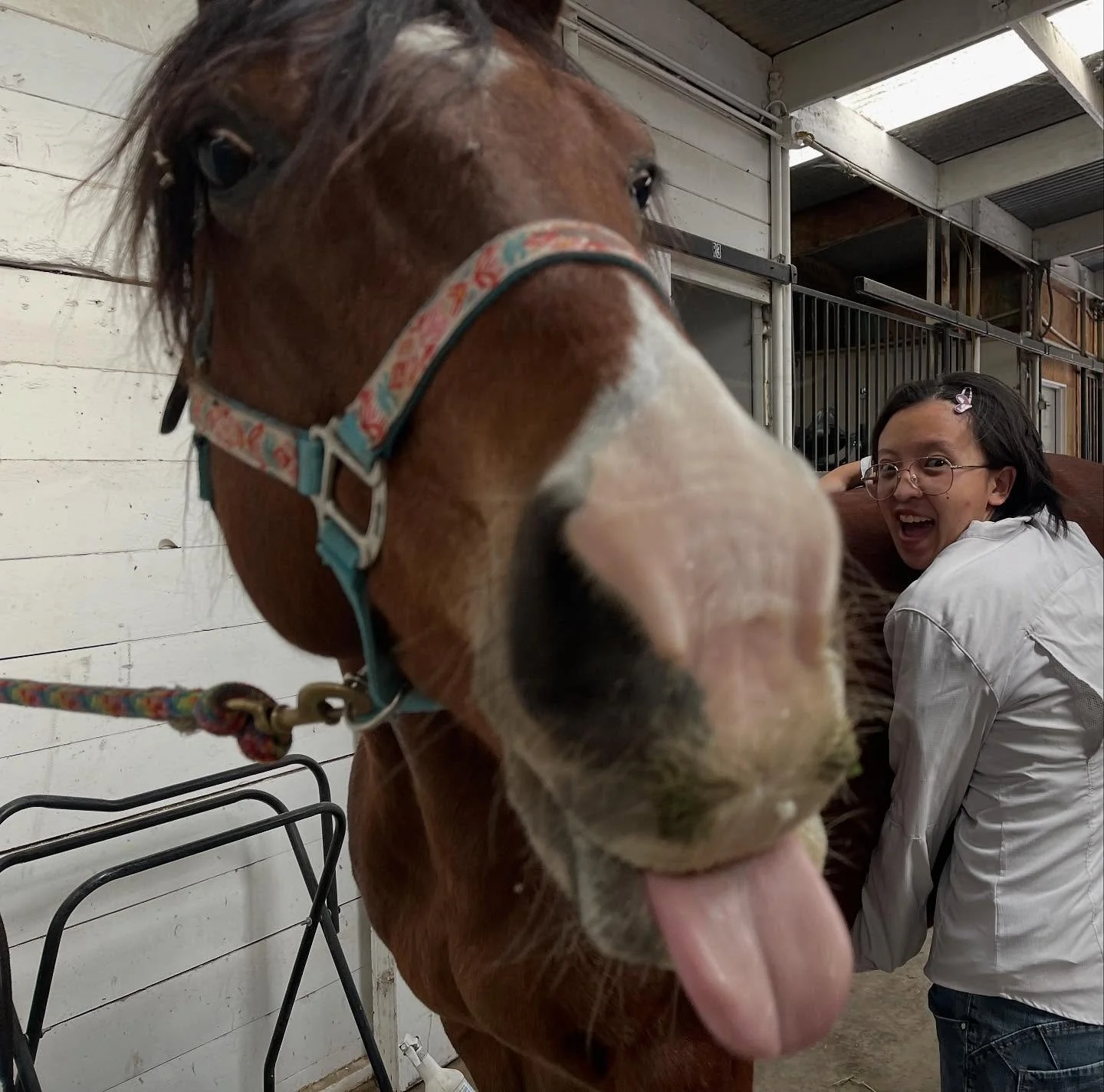 Cola x Renee post lesson and well&hellip; they were just having a blast! 💥 😜😍#goodvibesandgoride