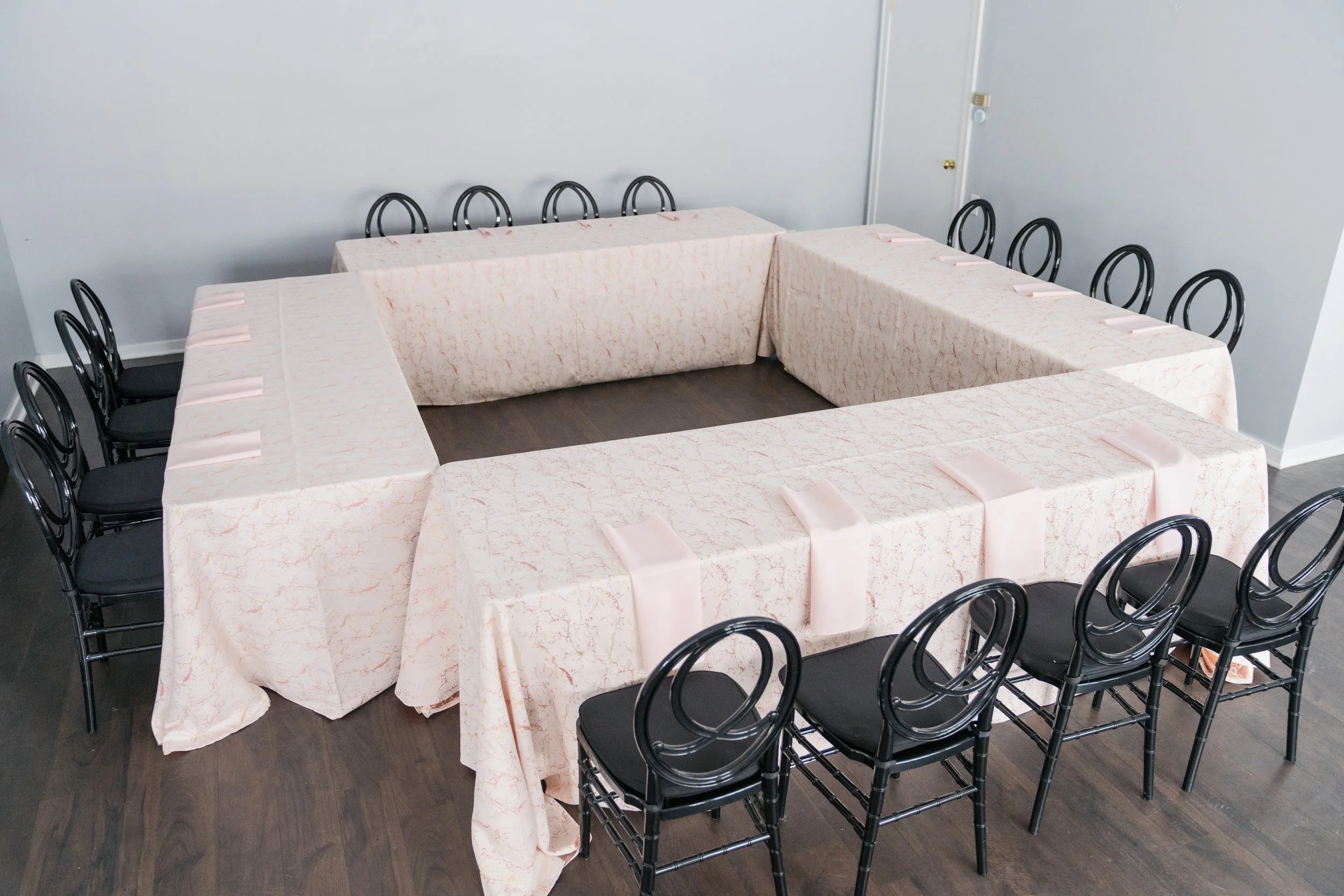 ConfettiLounge-111.jpg