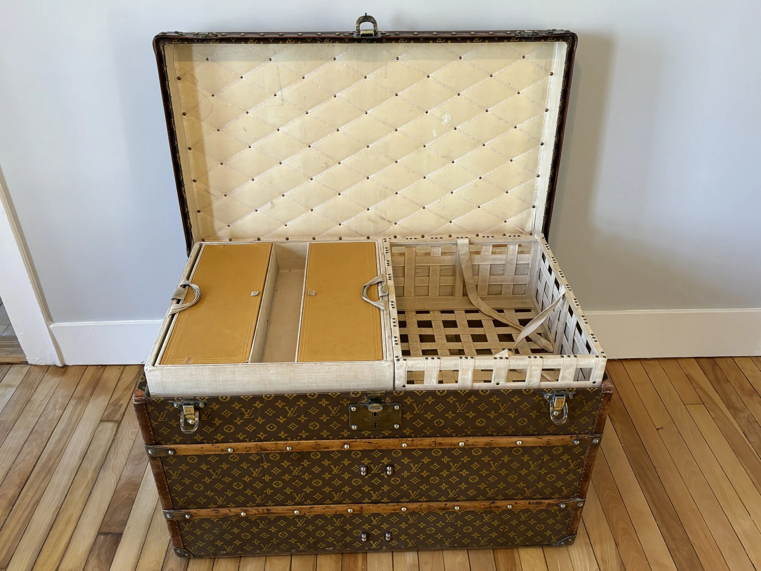 Antique Louis Vuitton Ladies Trunk