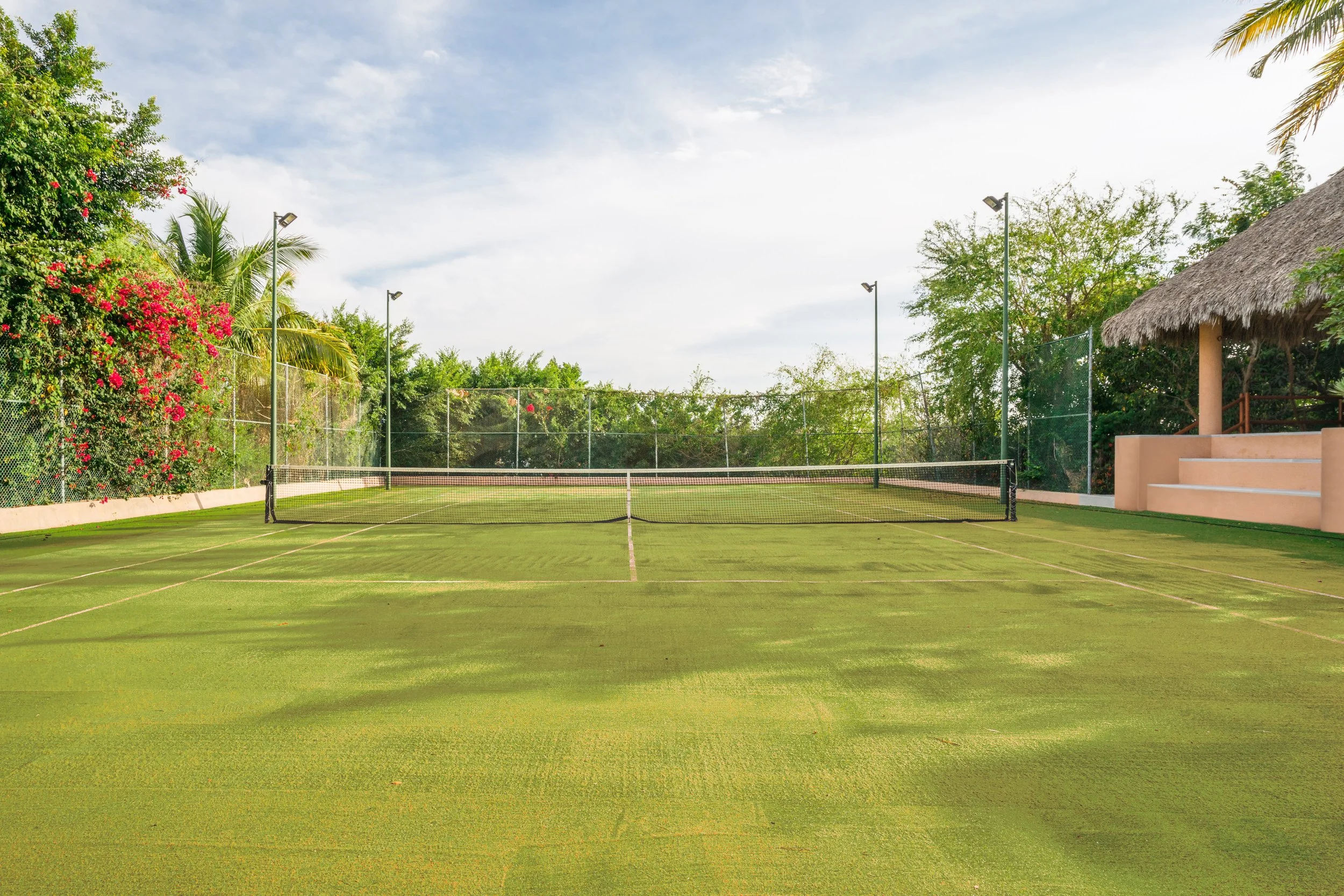 Cancha de Tenis.jpg
