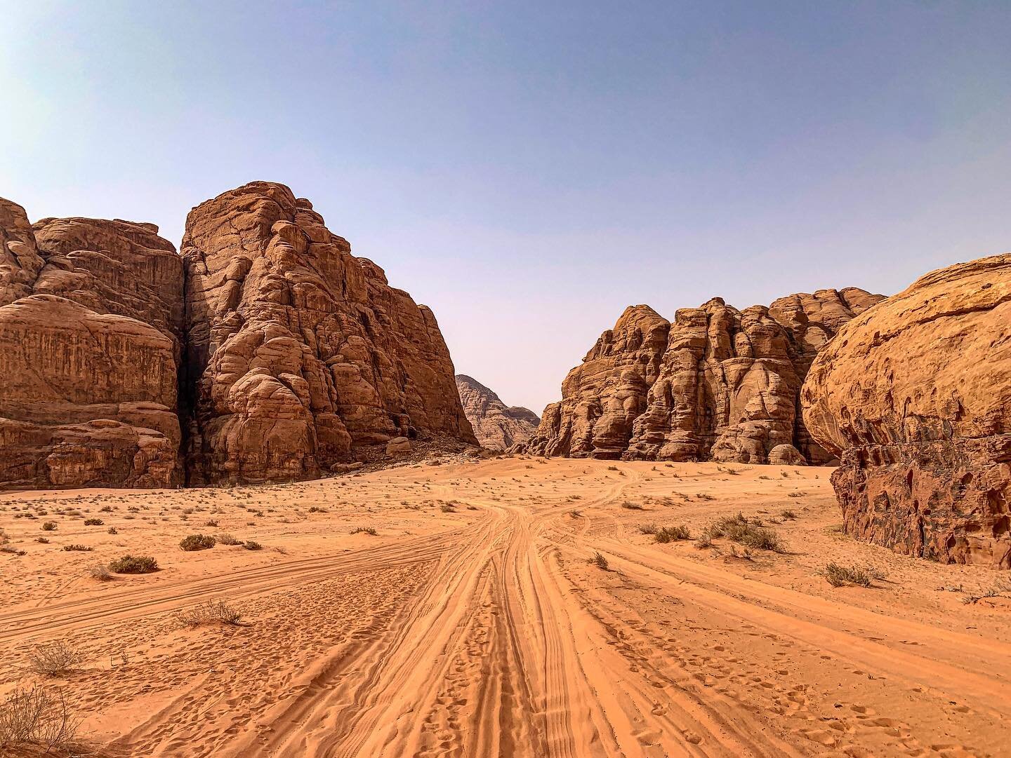 { Kingdom of time 🇯🇴}

#visitjordan #wadirum #wadirumdesert #wadirumjordan #desert #roadtrip #ontheroad #shareyourjordan #kingdomoftime #giordania #wanderlust #travelphography