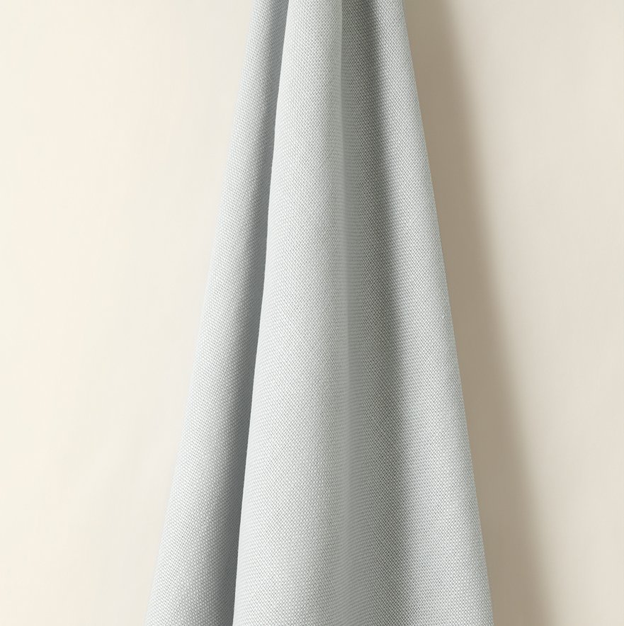 HEAVY WEIGHT LINEN IN ICE BLUE-3.jpeg