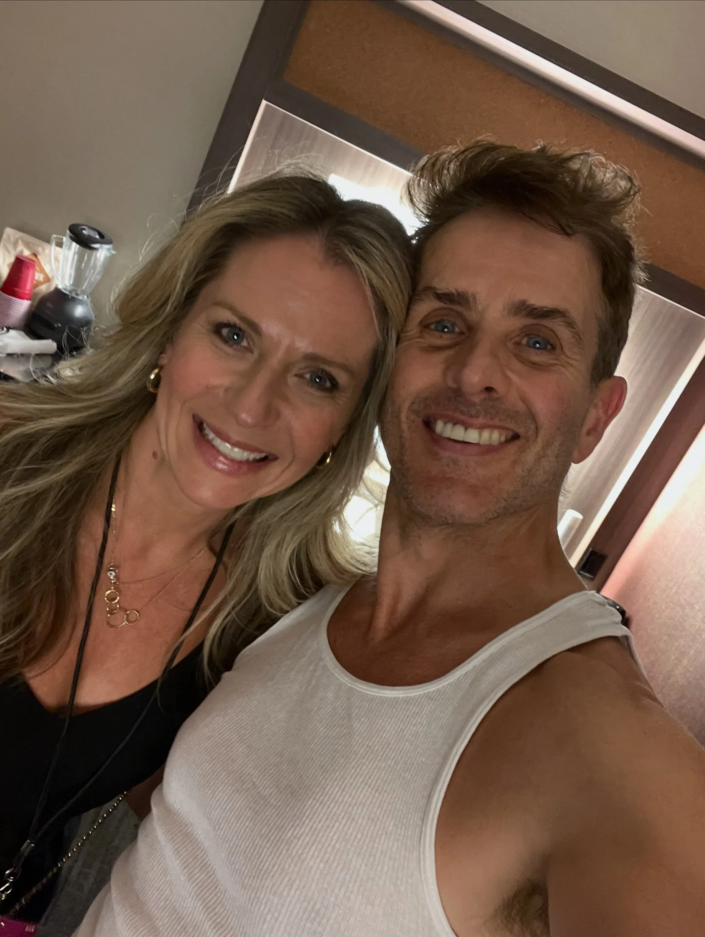 What a weekend in Vegas!! ❤️🎶

Anna @sweetsoul08 and I had the BEST time at the NKOTB concert! Amazing seats, an incredible show, and a little backstage time afterward hanging out in Joe McIntyre&rsquo;s dressing room. Oh, and I got to meet Donnie W