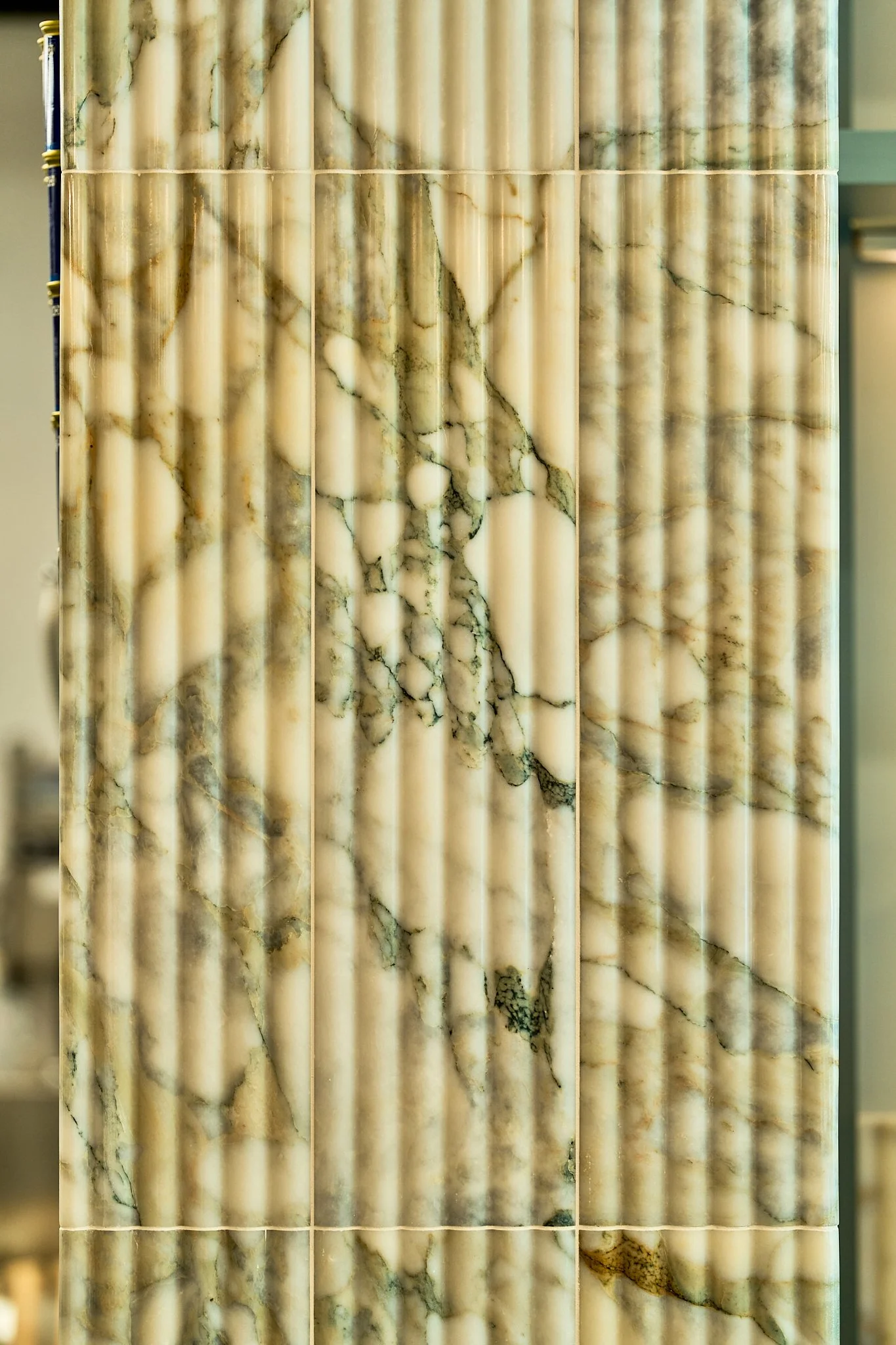 Eva'sArchitechture7106.jpg