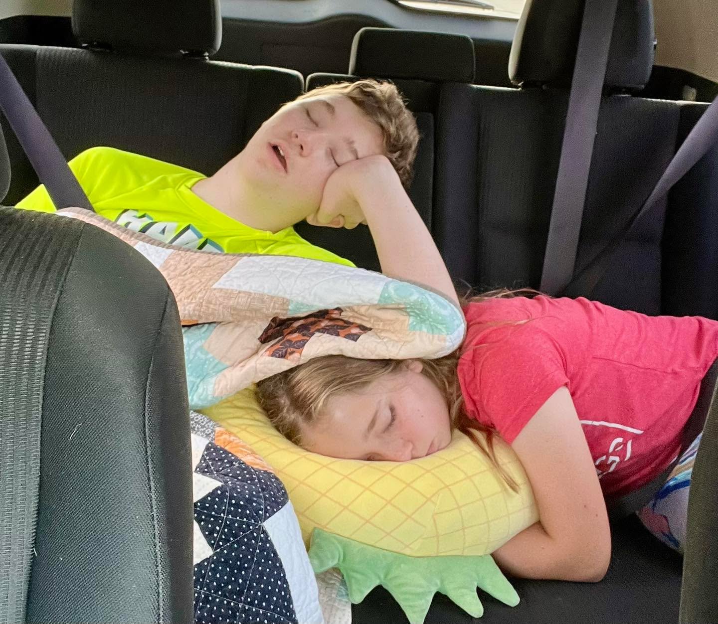 On our way home after a super fun time being with cousins. 😴 😂