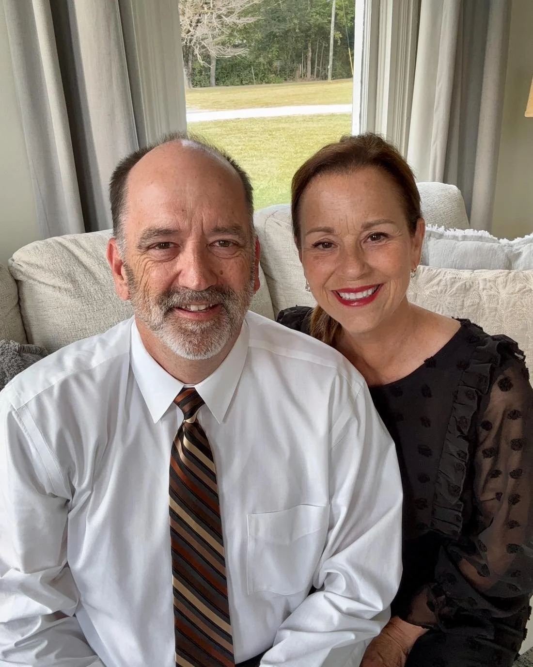 I was thinking this morning how each season feels like its own little chapter. We&rsquo;re packing up fall and welcoming Christmas, and it just feels peaceful &mdash; like God&rsquo;s whispering, &ldquo;I&rsquo;ve got this.&rdquo; 🤍✨
Have a beautifu