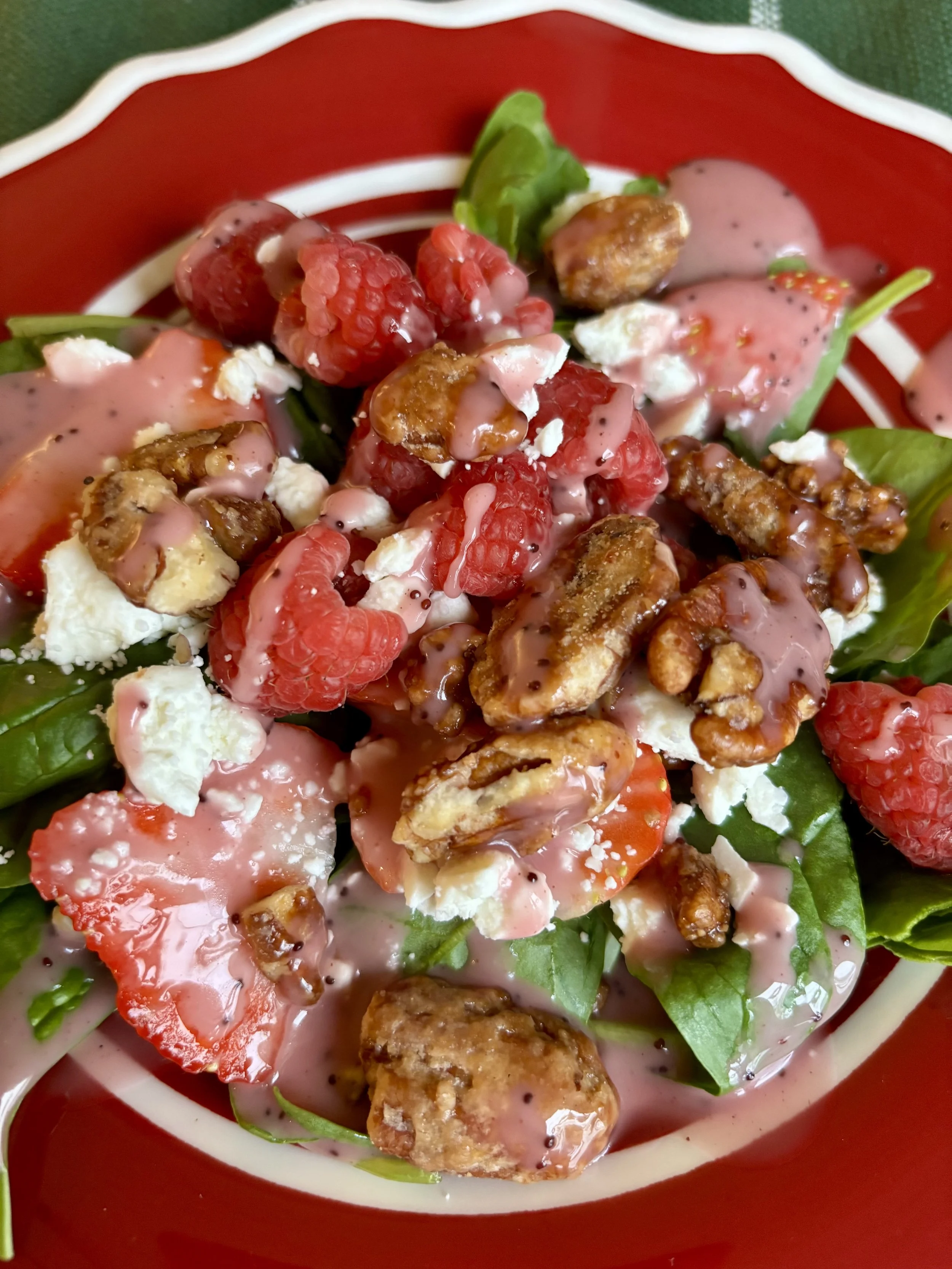 Merry Berry Christmas Spinach Salad
