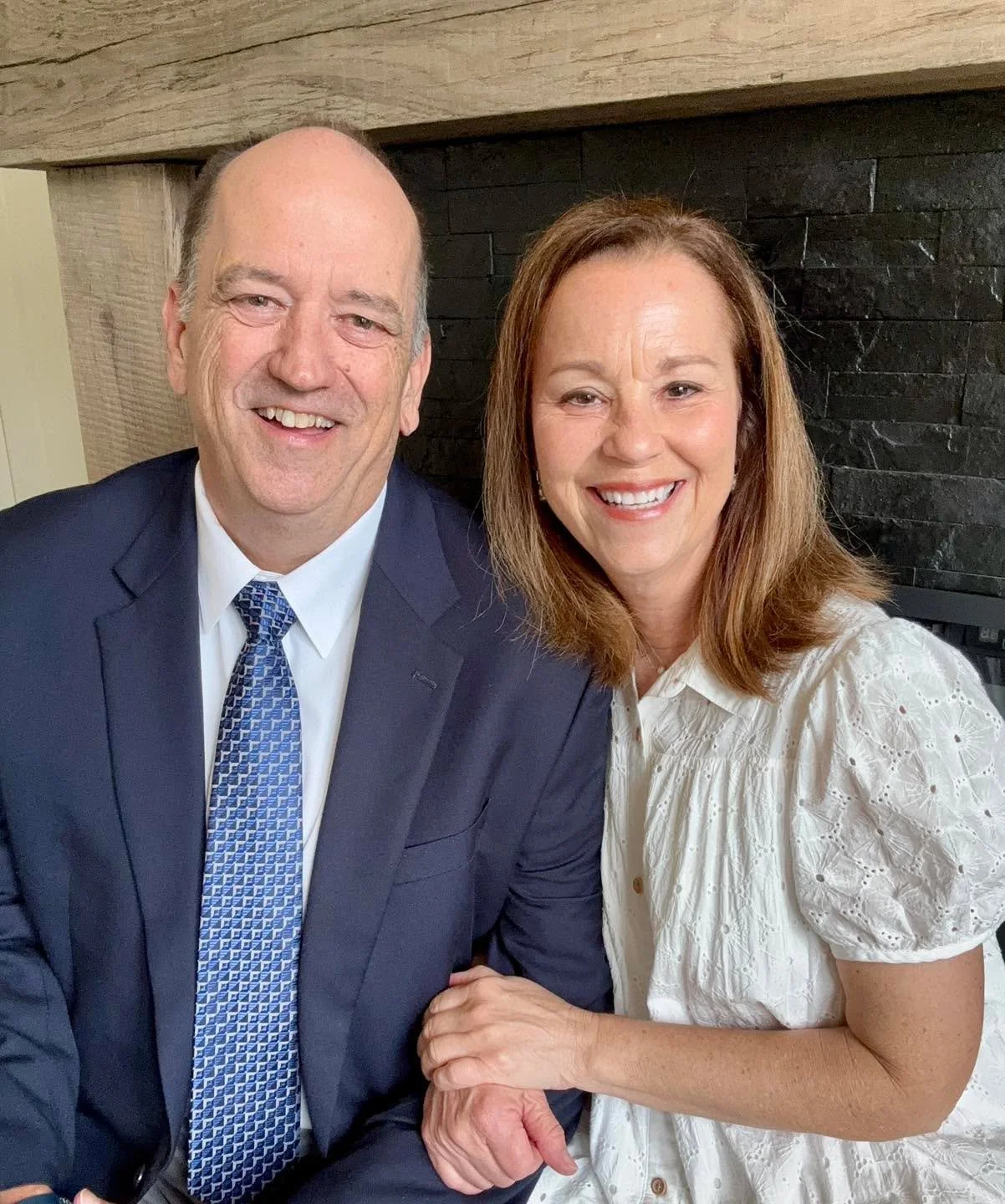 Happy Sunday! 🌷
We have been doing a lot of spring cleaning this week. There&rsquo;s something about opening the windows, letting the fresh air in, and clearing out what we don&rsquo;t need anymore.
It reminds me that sometimes our hearts need a lit