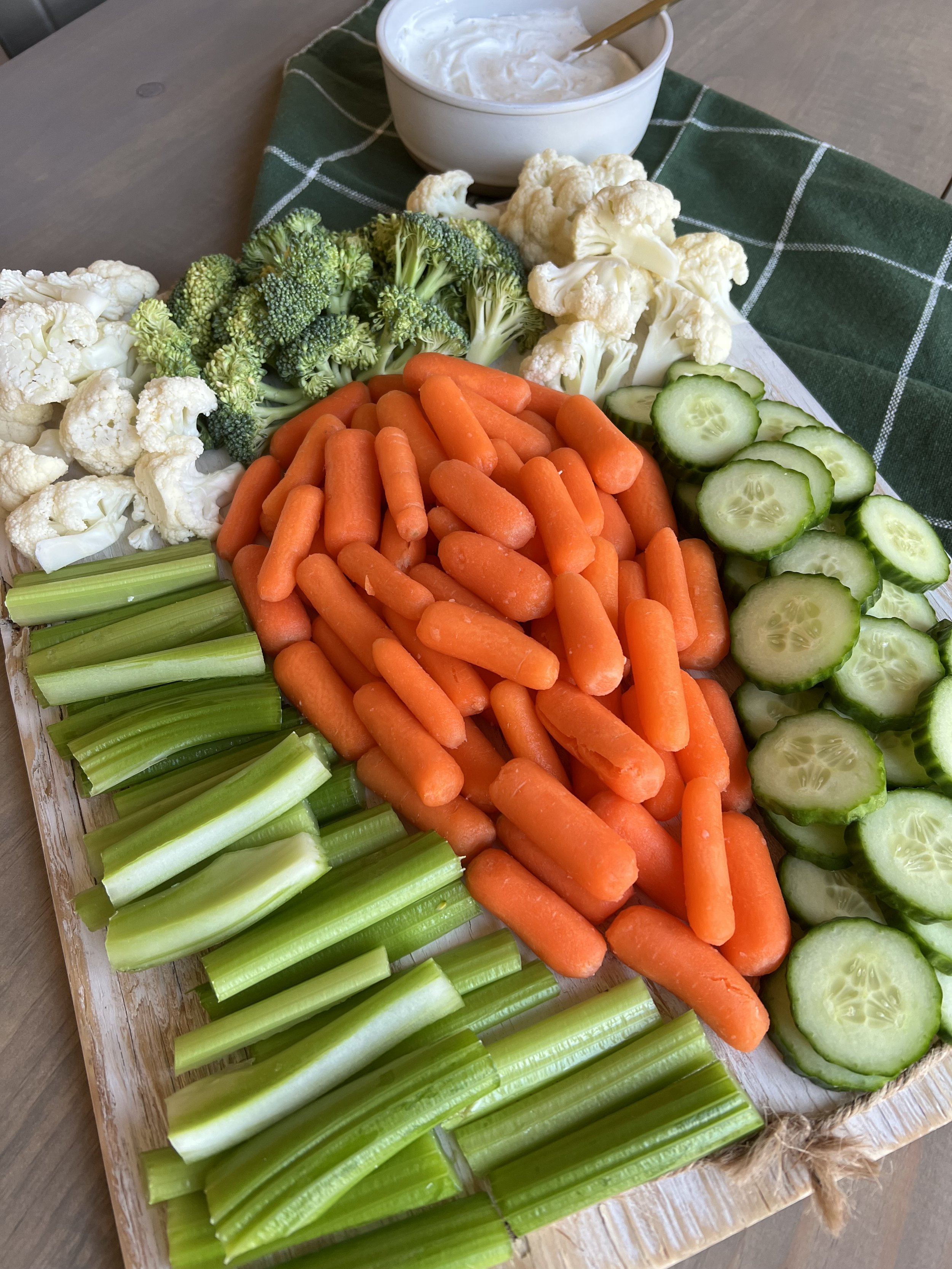 Easy Carrot Veggie Board
