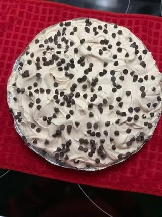 From YOUR kitchen to MINE!💖

Sweet follower Sharon shared this with me last week.  I love to see photos like this so much and how much you all are enjoying my recipes!  Thank you sweet friend!  Your Gluten Free Chocolate Peanut Butter Pie looks so y