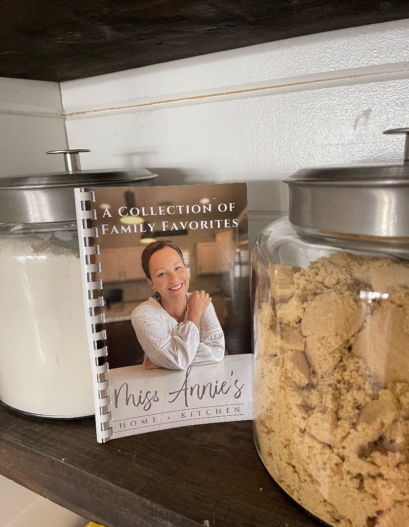💖From YOUR kitchen to MINE!💖

A sweet follower shared this photo with me from her kitchen.  I love this so much!

Happy Saturday sweet friends!💖