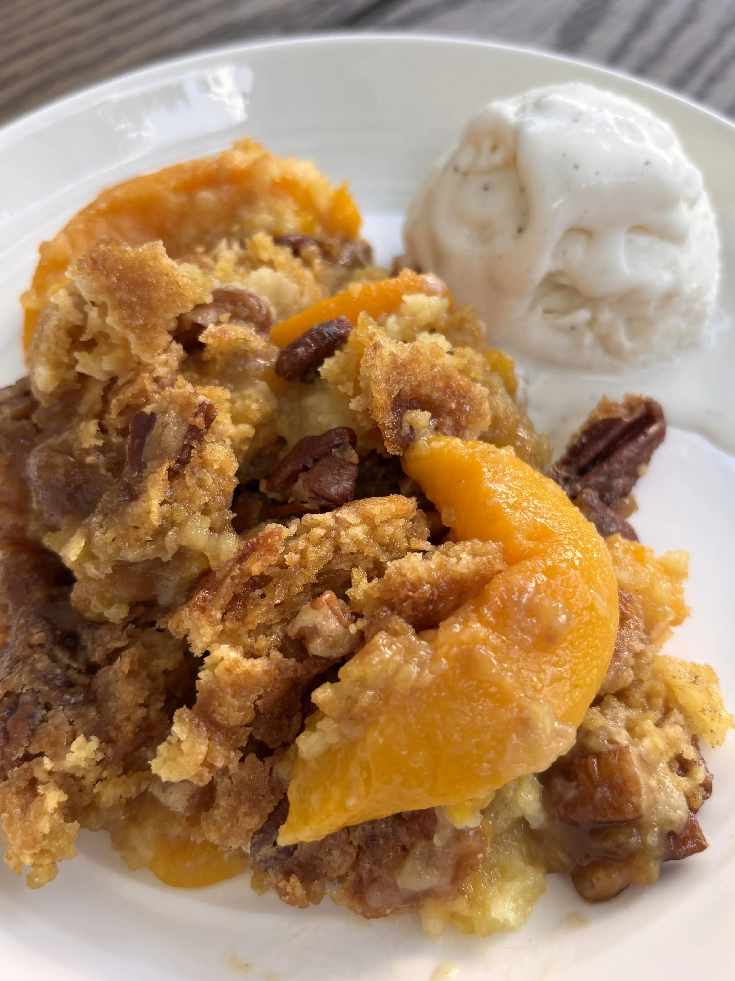 Peach Praline Dump Cake