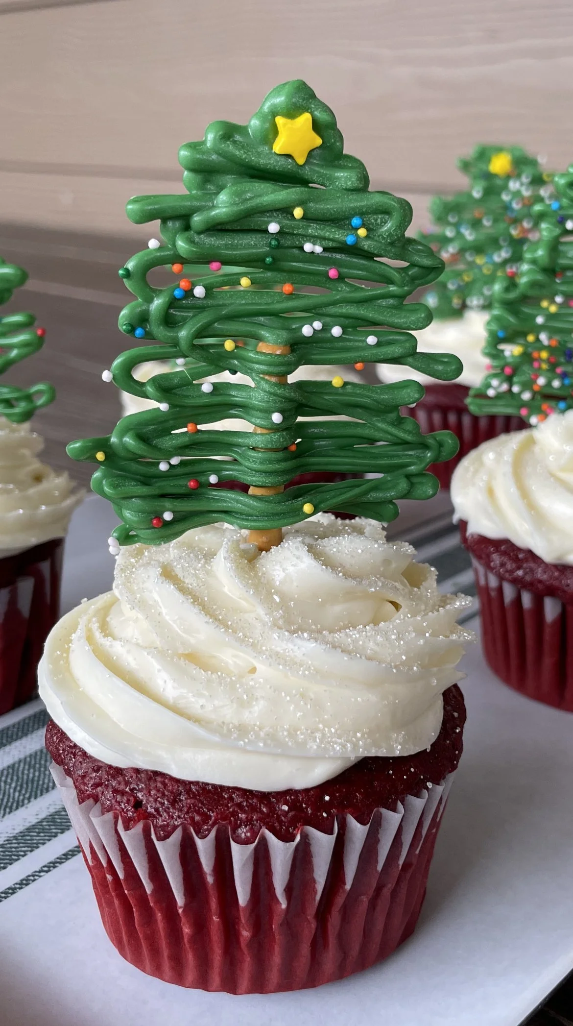 Christmas Tree Cupcake Toppers — Miss Annie's Home + Kitchen