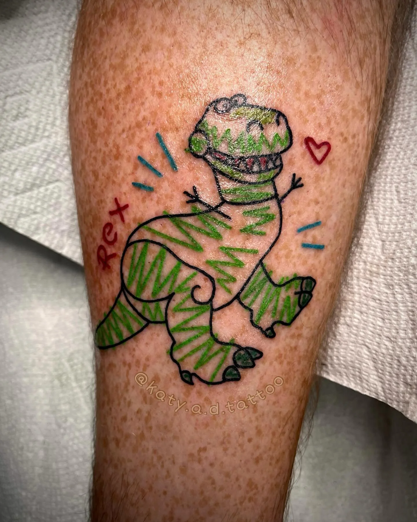 Custom 🦖 doodle memorial for a doggie 🐶 also named Rex ❤️&zwj;🩹 such a cute idea! 🧩🤠🐷👨&zwj;🚀

📲 text me 24/7 to chat
&hearts; (𝟐𝟔𝟕)𝟐𝟎𝟔-𝟐𝟒𝟗𝟕 &hearts;
 
get appointments on my website 📆 
✨𝐨𝐦𝐠𝐢𝐭𝐬𝐤𝐚𝐭𝐲𝐚𝐝.𝐜𝐨𝐦✨ 

come visi