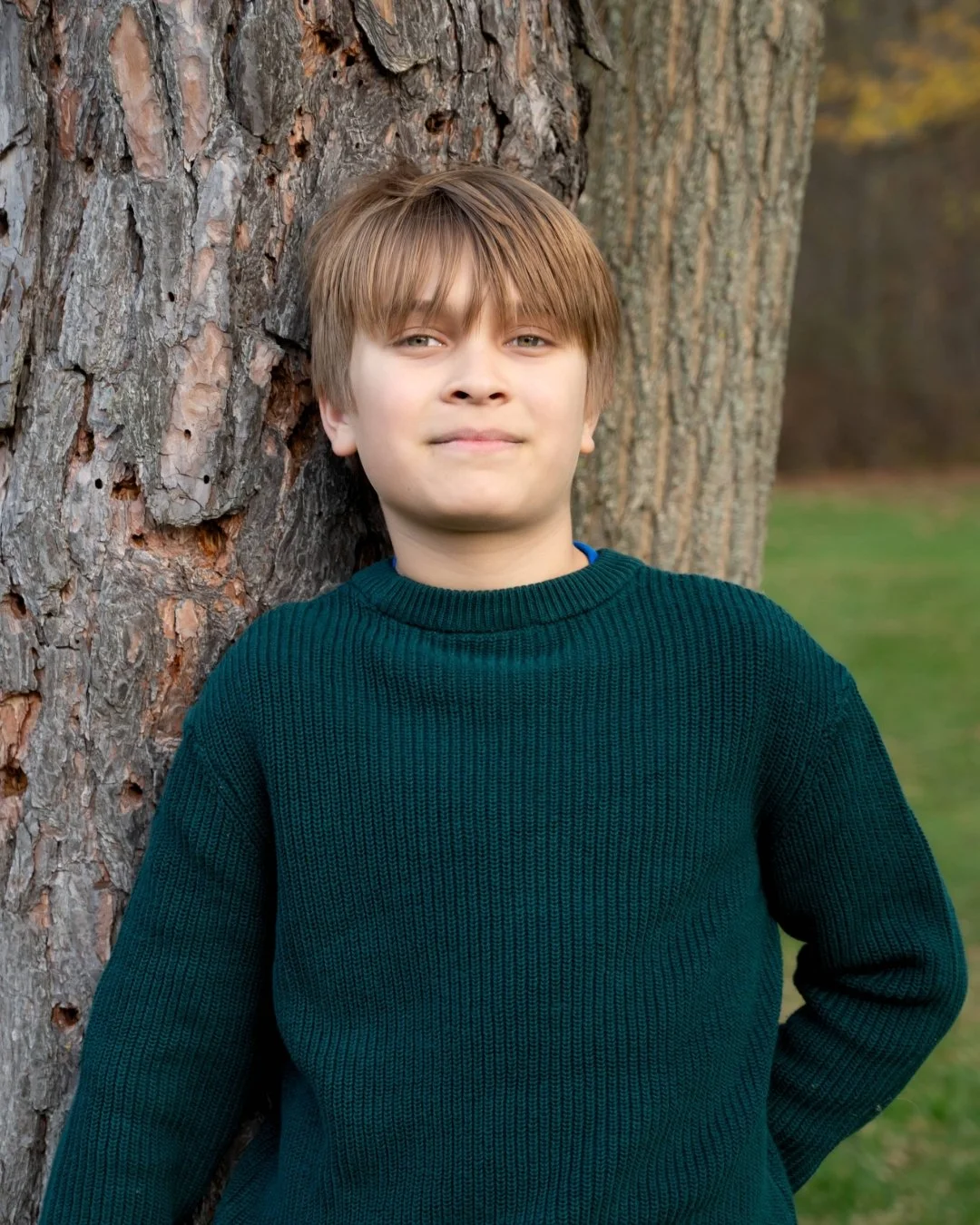 Taking in the quiet moments of the last golden days this season. 🍁

#ClevelandFamilyPhotography #HolidayPhotos #NEOhioPhotographer #LifestylePortraits