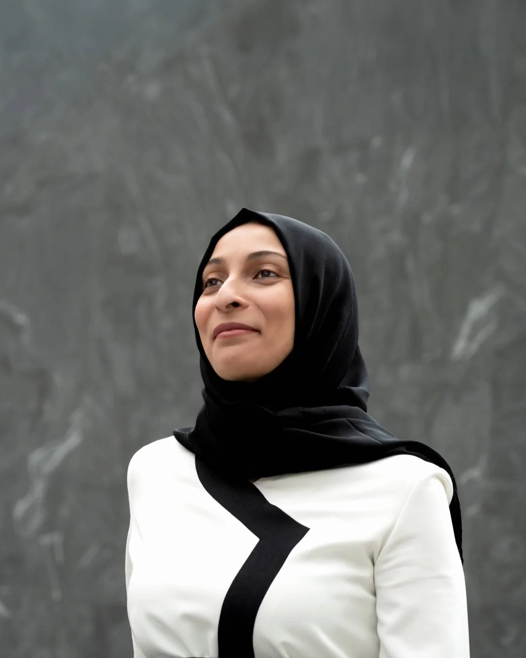 A portrait session that holds intention. 🤍

This solo session flowed between softly guided poses and quiet, candid moments - classic portraits layered with movement, expression, and presence. Each image tells a slightly different part of the story, 