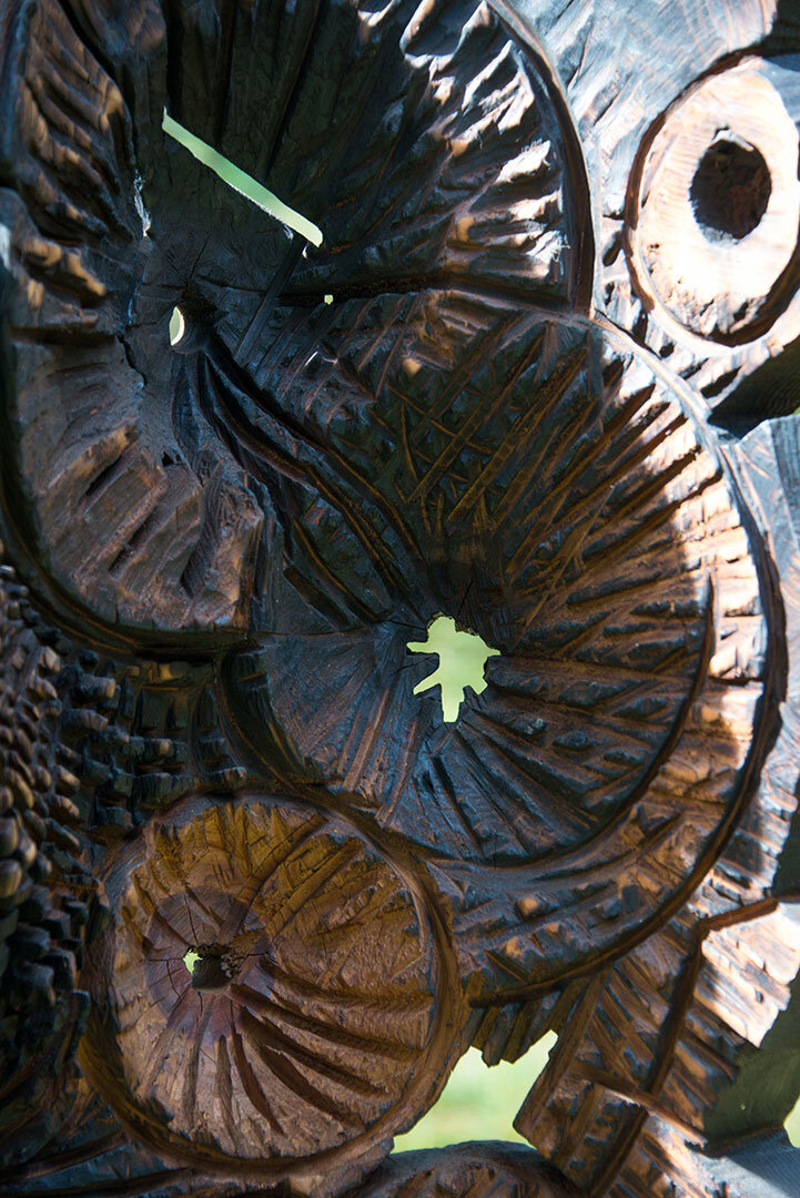 Baxbakwalanuxsiwae. cedar, steel. 2012. 66”x28”x11”