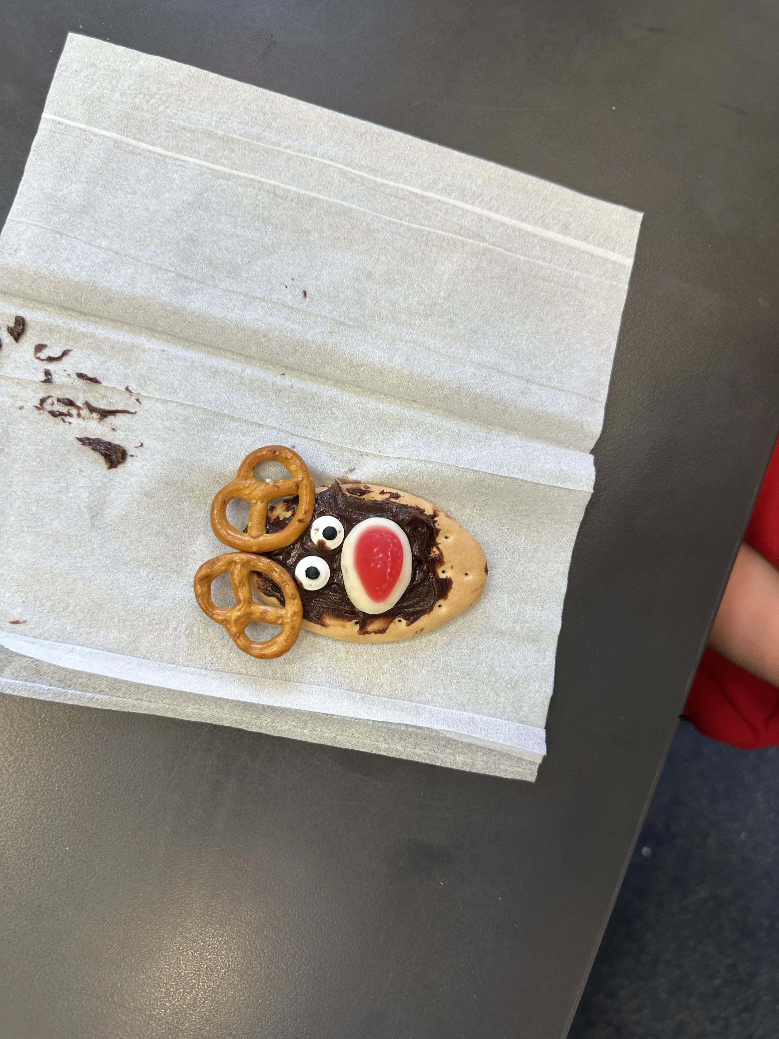 Reindeer_biscuits05.jpg