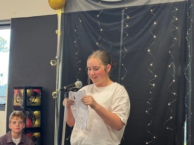 Speech_graduation_Isla.jpg