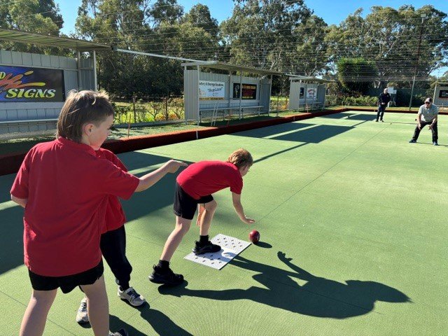 Lawn_bowls01.jpg