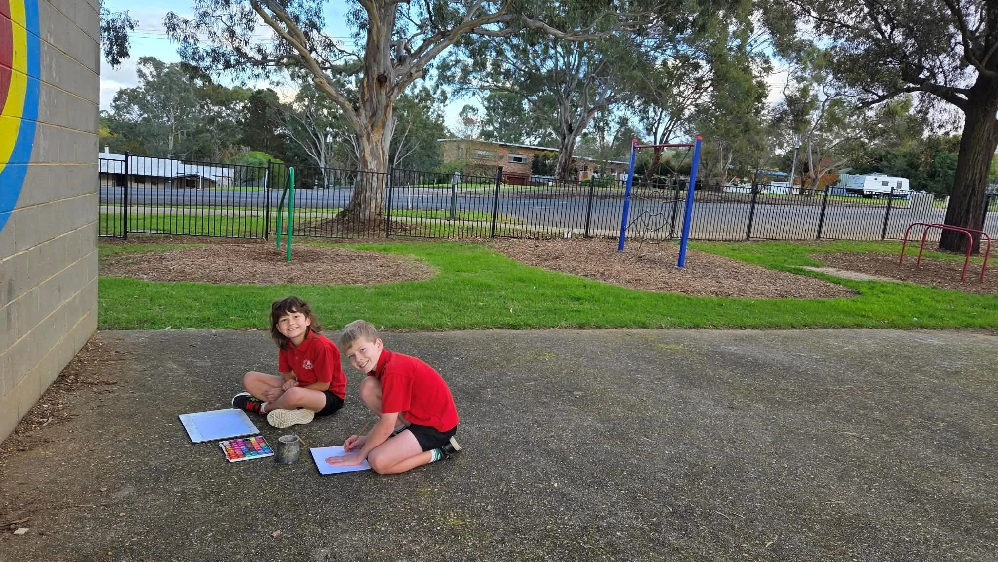 Art_outside04.jpg