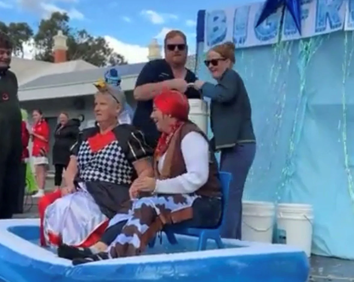 TheBigFreeze_MeganRhonda03.jpg