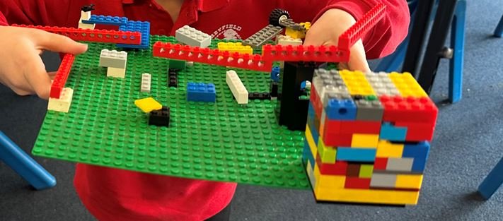 Wednesday_activities_lego06.JPG