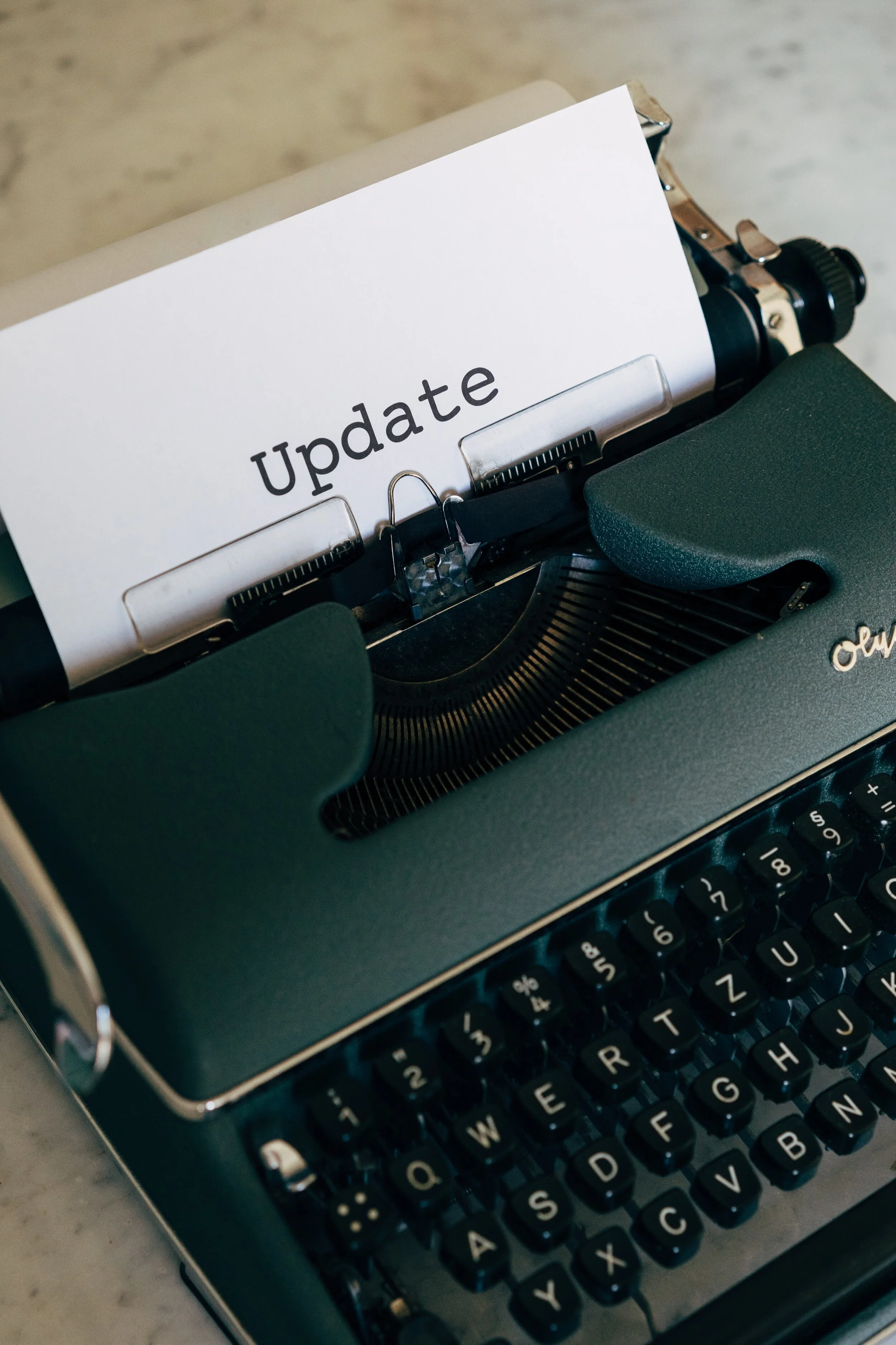 How to keep Investors for your next round by keeping them informed