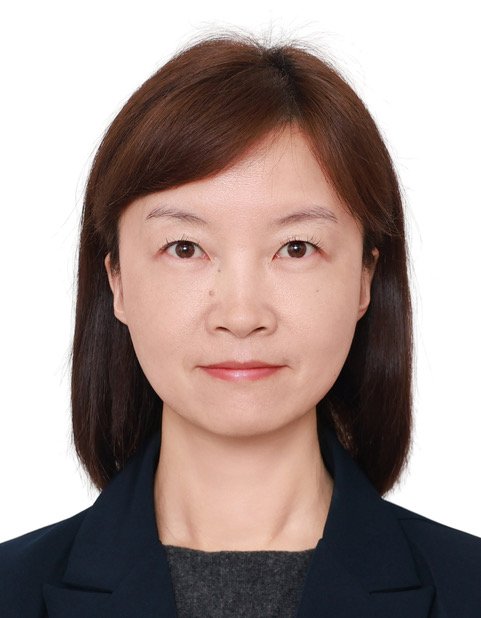 AMANDA HUANG