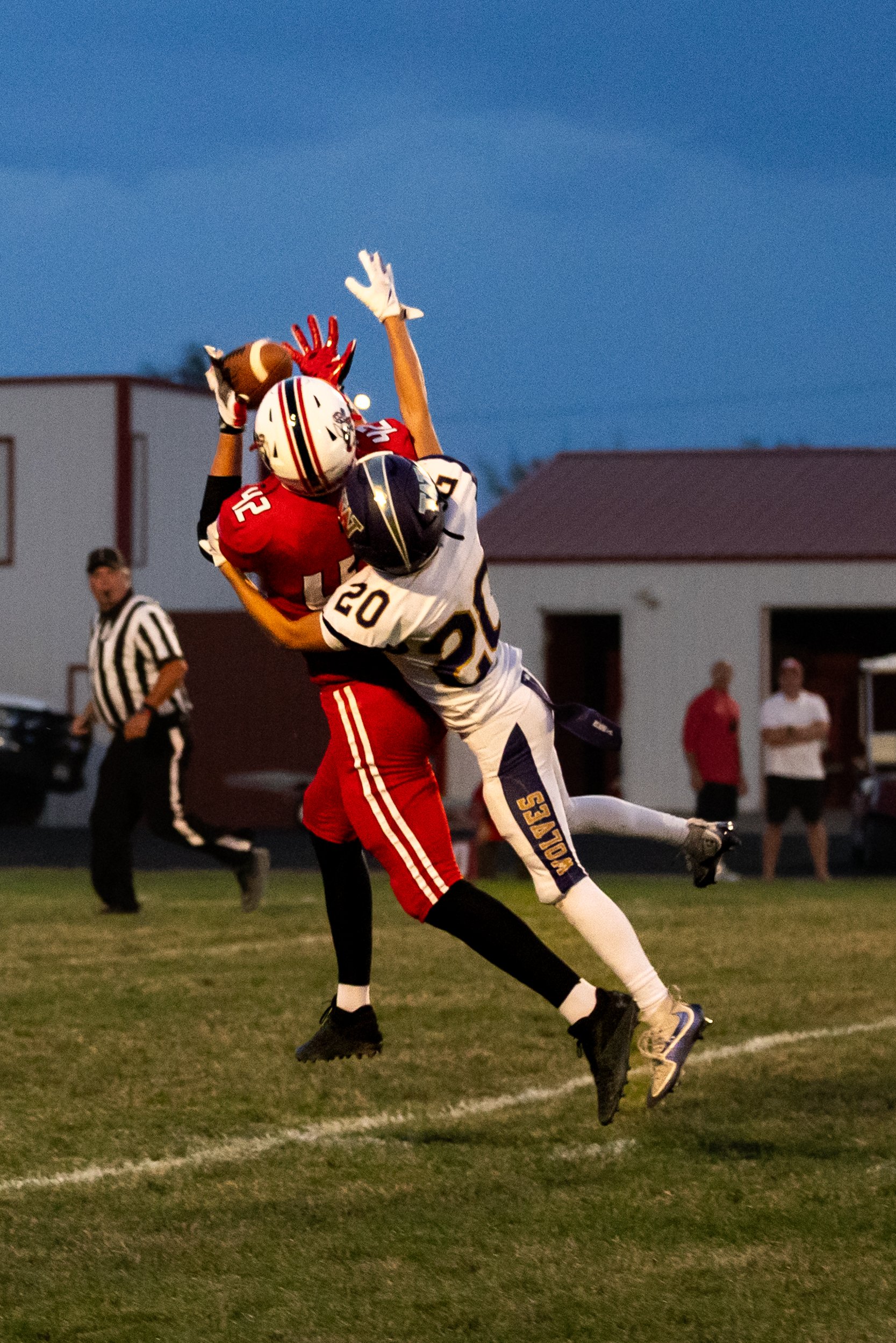 2025_Sep-Football2025 302511.jpg